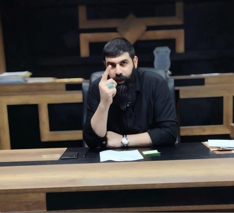 رئيس مجلس محافظة النجف الأشرف:يعقد اجتماعا استثنائي مع أعضاء المجلس حول التصريحات الإعلامية التي ابلغ بها العضو الاستاذ أكرم شربه التي اعتبروها اتهامات واساءة لمجلس المحافظة.