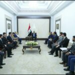 الزيدى : يستقبل عدد من ممثلي الأطباء الدوريين المقيمين العاملين بصفة عقود بحضور وزيري المالية والصحة..