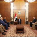 الزيدي: يترأس اجتماع أمنيا بحضور وزير الدفاع ورئيس هيئة الحشد الشعبي ومدير مكتبه ورئيس أركان الجيش
